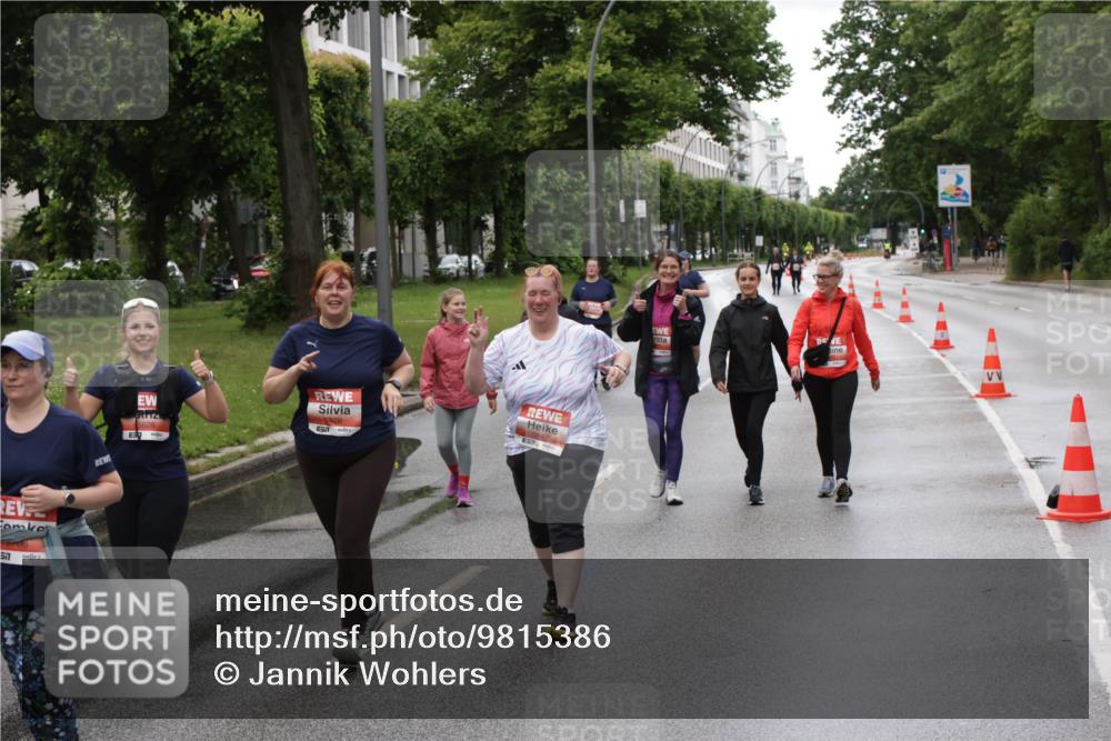 14.06.2026 - REWE Women's Run Jannik Wohlers http://msf.ph/oto/9815386 14.06.2026 10:44:10 Laufen 57, 5628 meine-sportfotos.de