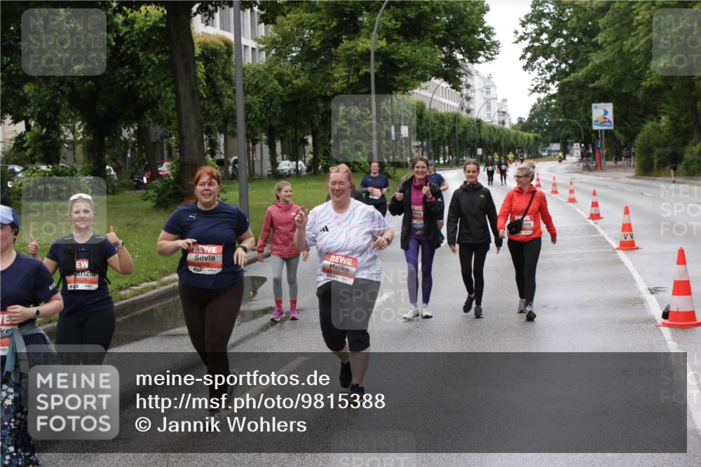 14.06.2026 - REWE Women's Run Jannik Wohlers http://msf.ph/oto/9815388 14.06.2026 10:44:10 Laufen 5628 meine-sportfotos.de