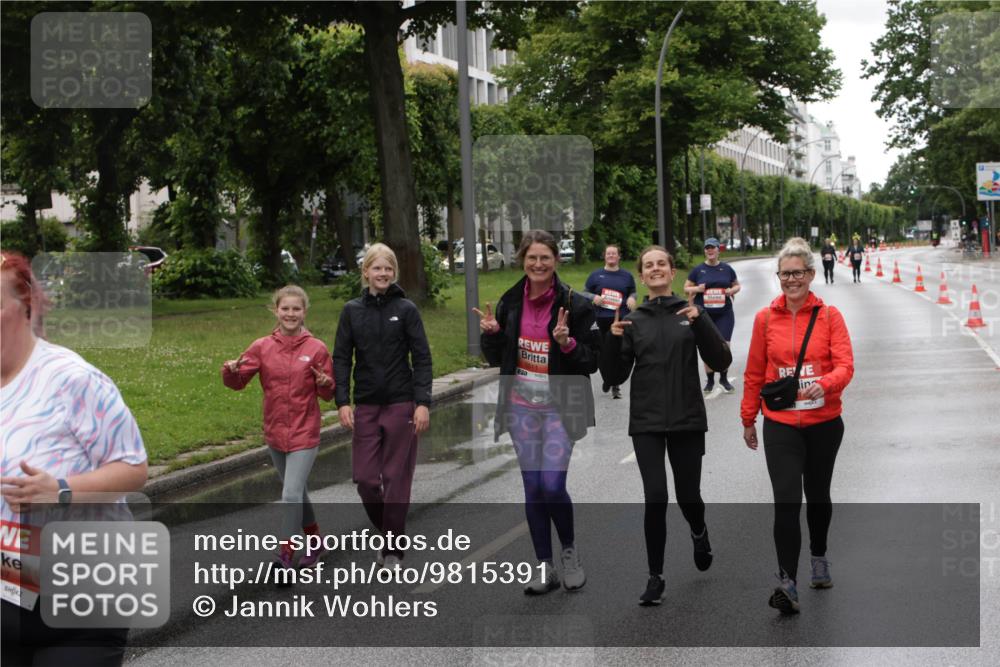 14.06.2026 - REWE Women's Run Jannik Wohlers http://msf.ph/oto/9815391 14.06.2026 10:44:14 Laufen  meine-sportfotos.de