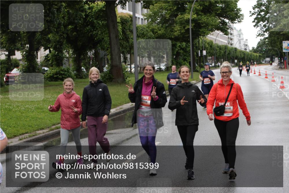 14.06.2026 - REWE Women's Run Jannik Wohlers http://msf.ph/oto/9815399 14.06.2026 10:44:14 Laufen 10, 12 meine-sportfotos.de