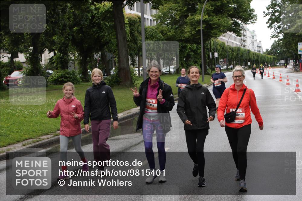 14.06.2026 - REWE Women's Run Jannik Wohlers http://msf.ph/oto/9815401 14.06.2026 10:44:14 Laufen 5011, 10 meine-sportfotos.de