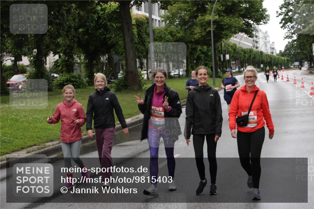 14.06.2026 - REWE Women's Run Jannik Wohlers http://msf.ph/oto/9815403 14.06.2026 10:44:14 Laufen 10 meine-sportfotos.de