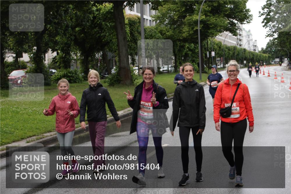14.06.2026 - REWE Women's Run Jannik Wohlers http://msf.ph/oto/9815404 14.06.2026 10:44:14 Laufen 5011, 0 meine-sportfotos.de