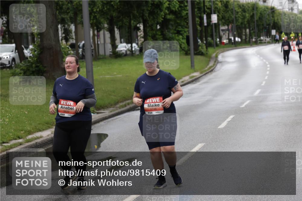 14.06.2026 - REWE Women's Run Jannik Wohlers http://msf.ph/oto/9815409 14.06.2026 10:44:18 Laufen 5622, 57, 5746, 51 meine-sportfotos.de