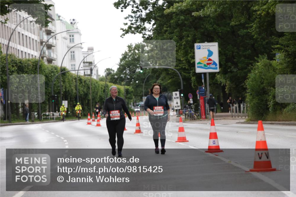 14.06.2026 - REWE Women's Run Jannik Wohlers http://msf.ph/oto/9815425 14.06.2026 10:44:34 Laufen 9, 4 meine-sportfotos.de