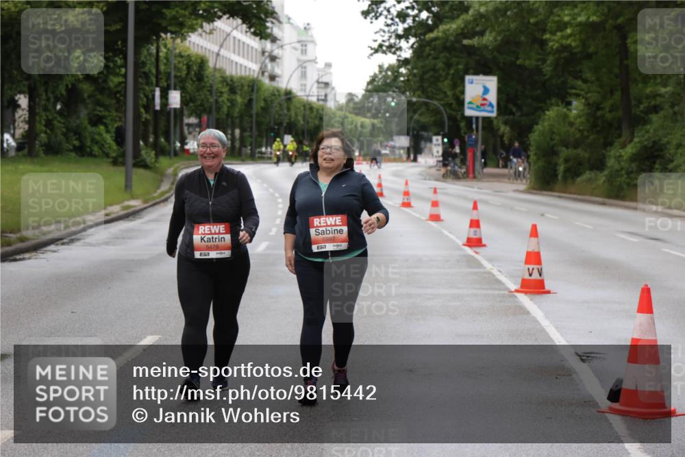14.06.2026 - REWE Women's Run Jannik Wohlers http://msf.ph/oto/9815442 14.06.2026 10:44:47 Laufen 5479, 57, 5997, 57 meine-sportfotos.de