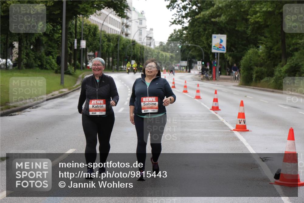 14.06.2026 - REWE Women's Run Jannik Wohlers http://msf.ph/oto/9815443 14.06.2026 10:44:47 Laufen 5479, 57, 5997 meine-sportfotos.de
