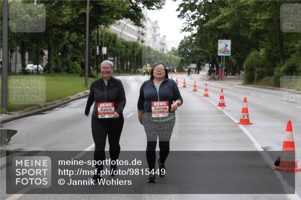 14.06.2026 - REWE Women's Run Jannik Wohlers http://msf.ph/oto/9815449 14.06.2026 10:44:48 Laufen 7, 5479, 5997, 57 meine-sportfotos.de