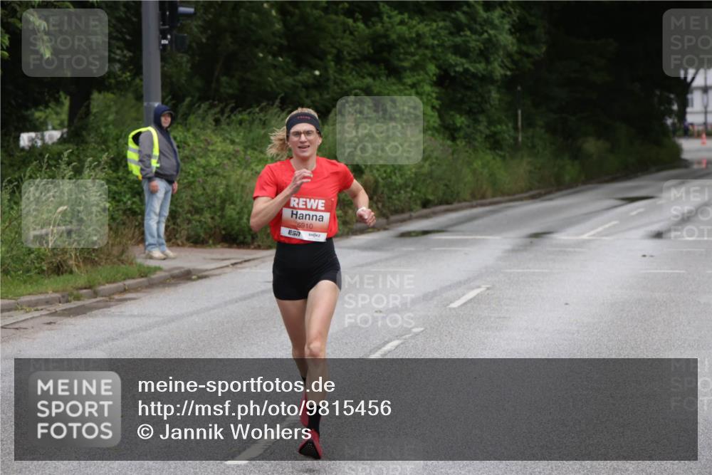 14.06.2026 - REWE Women's Run Jannik Wohlers http://msf.ph/oto/9815456 14.06.2026 10:46:18 Laufen 5910 meine-sportfotos.de