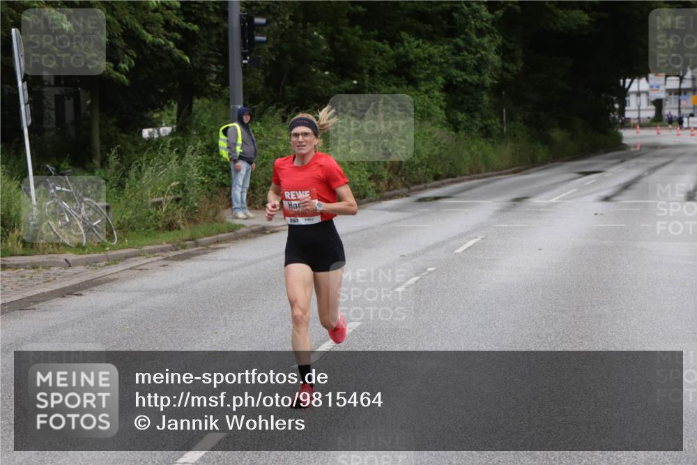 14.06.2026 - REWE Women's Run Jannik Wohlers http://msf.ph/oto/9815464 14.06.2026 10:46:19 Laufen 5910 meine-sportfotos.de