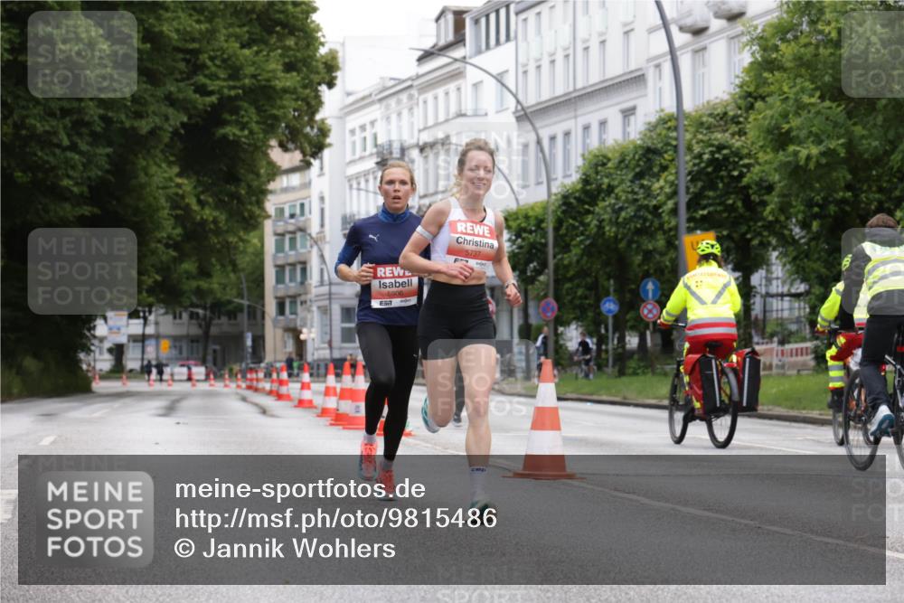 14.06.2026 - REWE Women's Run Jannik Wohlers http://msf.ph/oto/9815486 14.06.2026 10:46:42 Laufen 5906, 517, 5737 meine-sportfotos.de