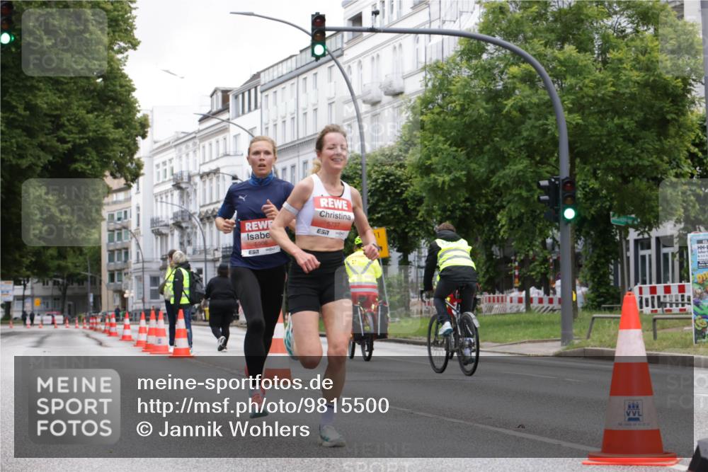 14.06.2026 - REWE Women's Run Jannik Wohlers http://msf.ph/oto/9815500 14.06.2026 10:46:43 Laufen 5906, 5737, 657, 040, 66, 3, 02 meine-sportfotos.de