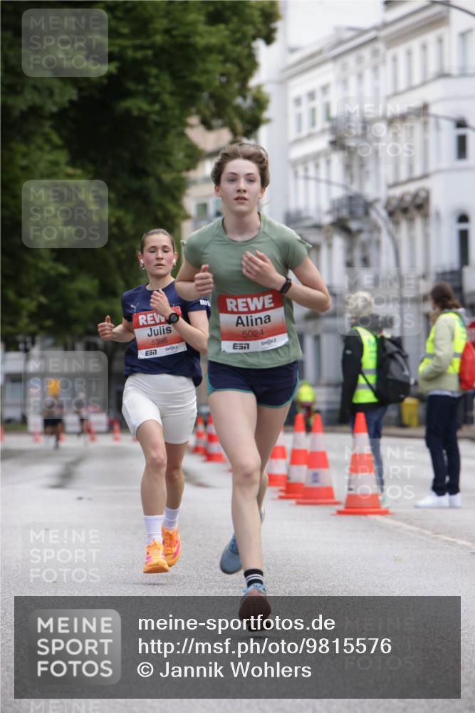 14.06.2026 - REWE Women's Run Jannik Wohlers http://msf.ph/oto/9815576 14.06.2026 10:47:48 Laufen 5386, 57, 5024, 57 meine-sportfotos.de