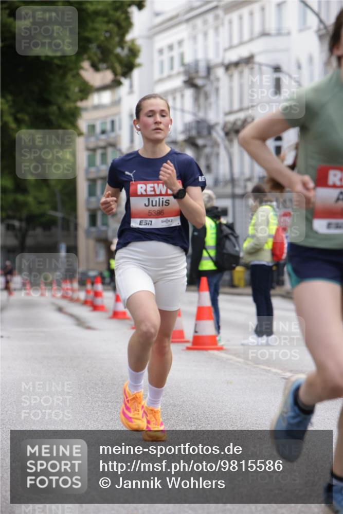 14.06.2026 - REWE Women's Run Jannik Wohlers http://msf.ph/oto/9815586 14.06.2026 10:47:49 Laufen 5386 meine-sportfotos.de