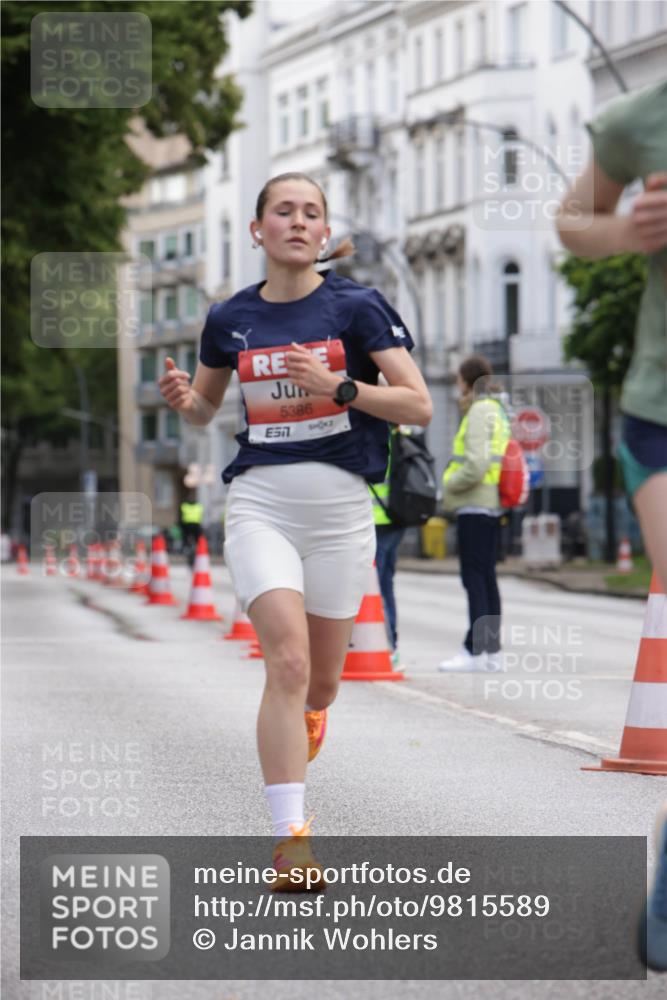 14.06.2026 - REWE Women's Run Jannik Wohlers http://msf.ph/oto/9815589 14.06.2026 10:47:49 Laufen 5386, 57 meine-sportfotos.de