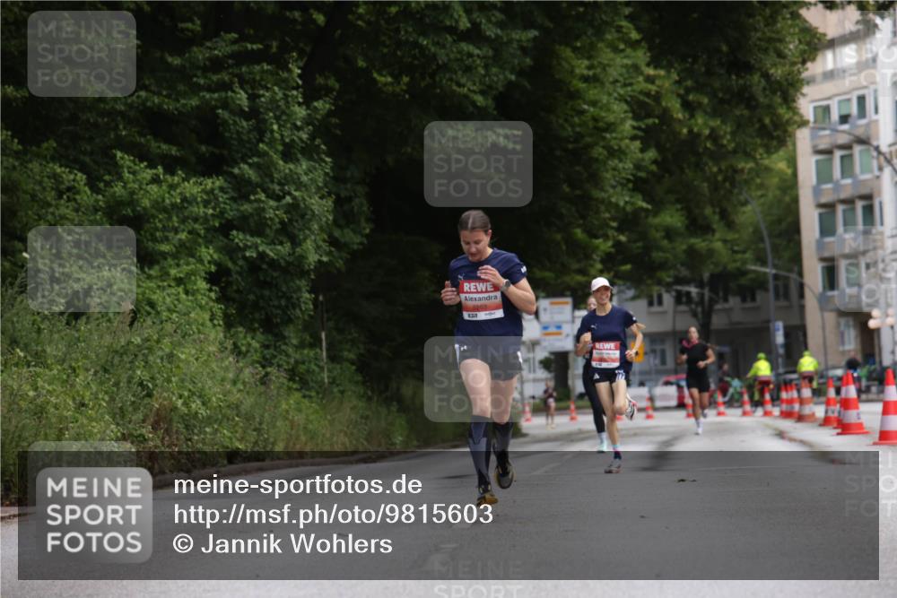 14.06.2026 - REWE Women's Run Jannik Wohlers http://msf.ph/oto/9815603 14.06.2026 10:48:07 Laufen  meine-sportfotos.de