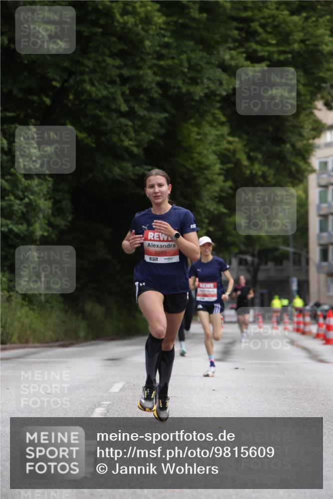 14.06.2026 - REWE Women's Run Jannik Wohlers http://msf.ph/oto/9815609 14.06.2026 10:48:10 Laufen 5263, 7 meine-sportfotos.de
