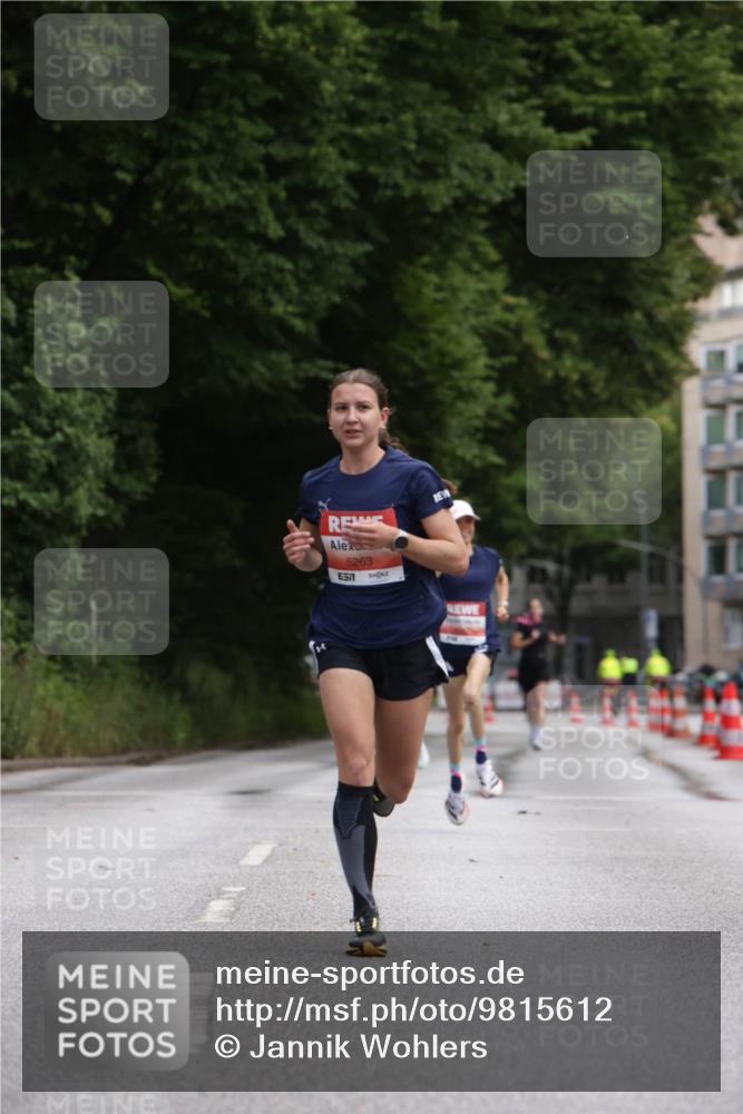 14.06.2026 - REWE Women's Run Jannik Wohlers http://msf.ph/oto/9815612 14.06.2026 10:48:10 Laufen 5263, 57 meine-sportfotos.de