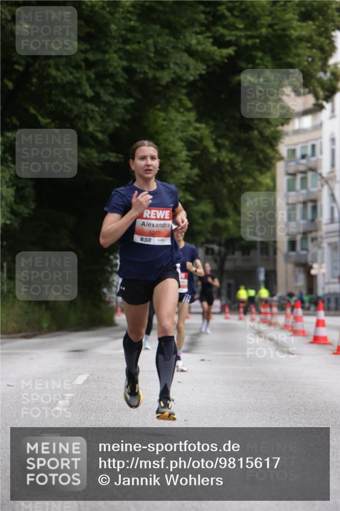 14.06.2026 - REWE Women's Run Jannik Wohlers http://msf.ph/oto/9815617 14.06.2026 10:48:10 Laufen 5263 meine-sportfotos.de