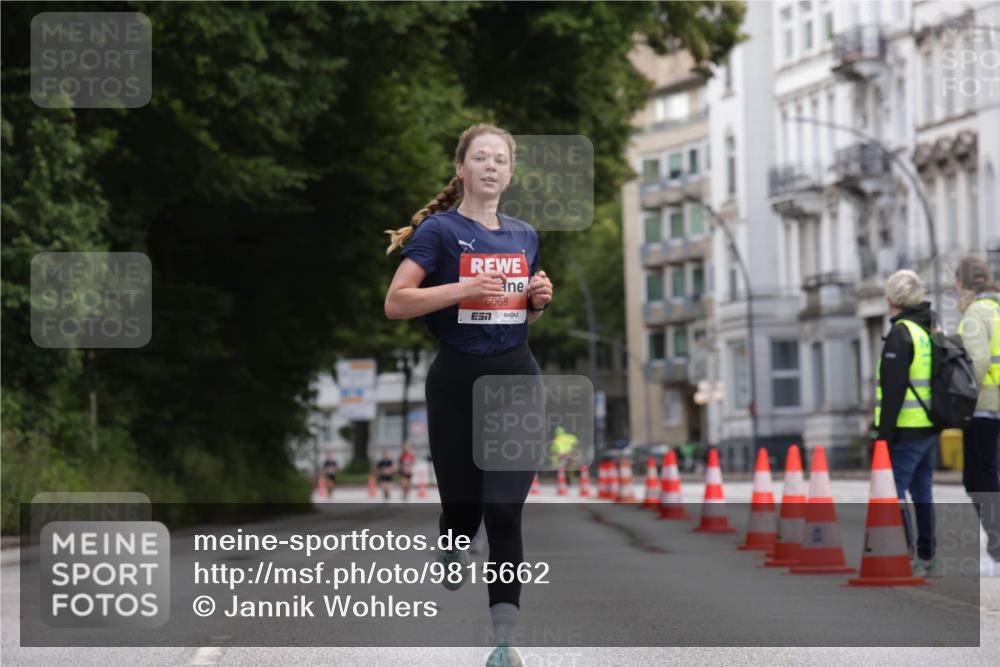14.06.2026 - REWE Women's Run Jannik Wohlers http://msf.ph/oto/9815662 14.06.2026 10:48:16 Laufen 5068 meine-sportfotos.de