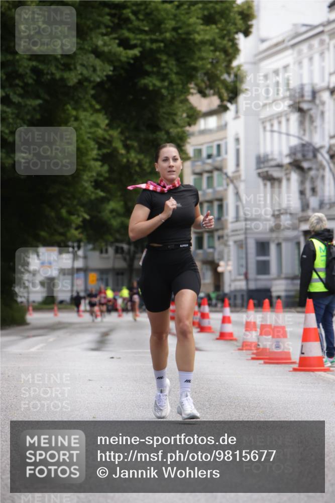 14.06.2026 - REWE Women's Run Jannik Wohlers http://msf.ph/oto/9815677 14.06.2026 10:48:22 Laufen 711 meine-sportfotos.de
