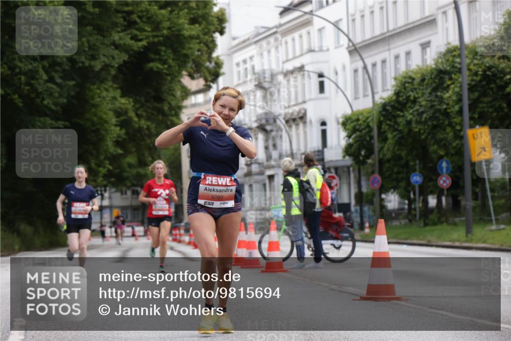 14.06.2026 - REWE Women's Run Jannik Wohlers http://msf.ph/oto/9815694 14.06.2026 10:48:47 Laufen 5093, 7, 1 meine-sportfotos.de