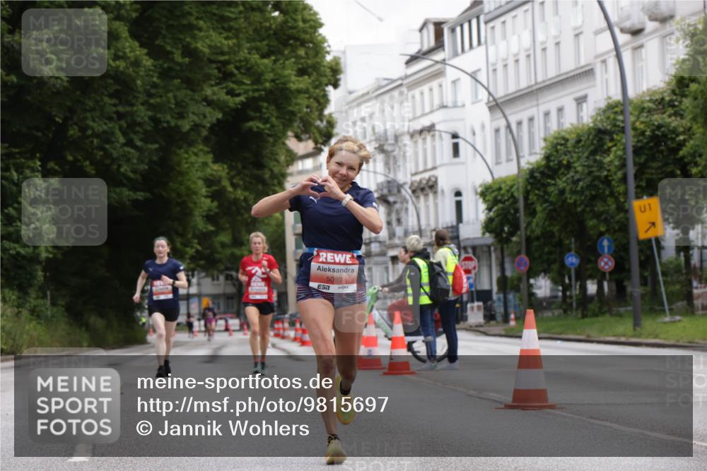 14.06.2026 - REWE Women's Run Jannik Wohlers http://msf.ph/oto/9815697 14.06.2026 10:48:47 Laufen 5093, 7, 1 meine-sportfotos.de