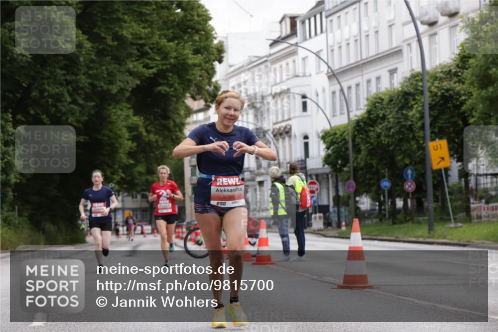 14.06.2026 - REWE Women's Run Jannik Wohlers http://msf.ph/oto/9815700 14.06.2026 10:48:47 Laufen 5093, 1 meine-sportfotos.de