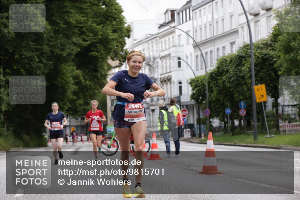 14.06.2026 - REWE Women's Run Jannik Wohlers http://msf.ph/oto/9815701 14.06.2026 10:48:47 Laufen 5093, 7, 1 meine-sportfotos.de