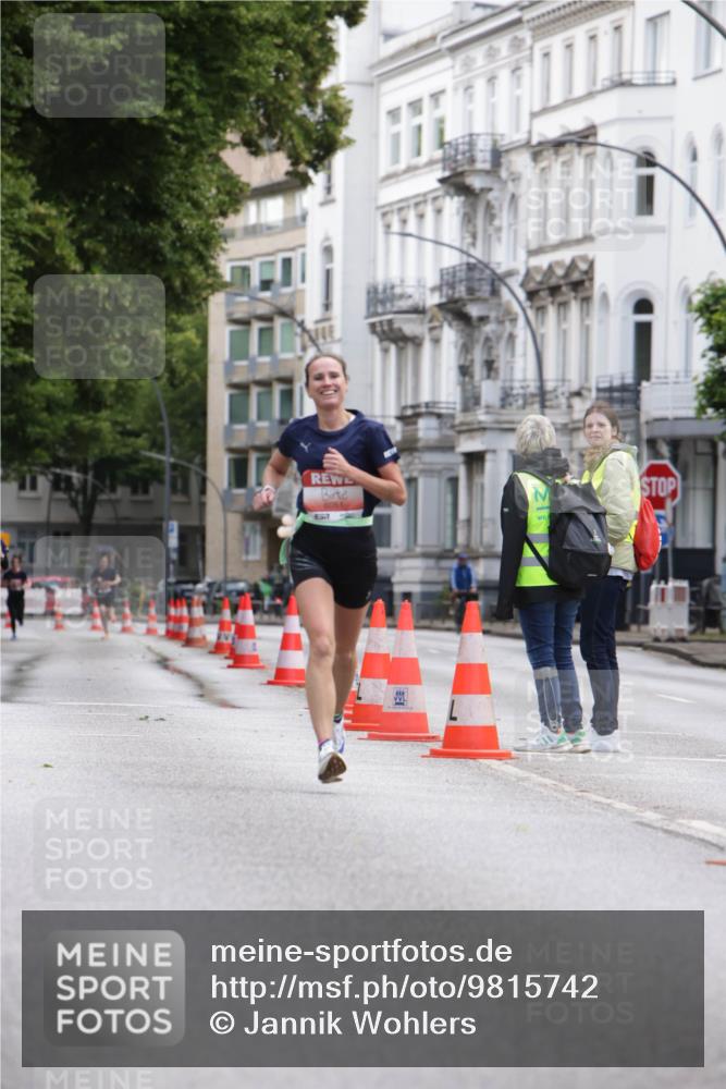 14.06.2026 - REWE Women's Run Jannik Wohlers http://msf.ph/oto/9815742 14.06.2026 10:48:55 Laufen 6051, 7 meine-sportfotos.de