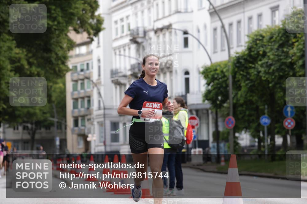 14.06.2026 - REWE Women's Run Jannik Wohlers http://msf.ph/oto/9815744 14.06.2026 10:48:57 Laufen 7 meine-sportfotos.de