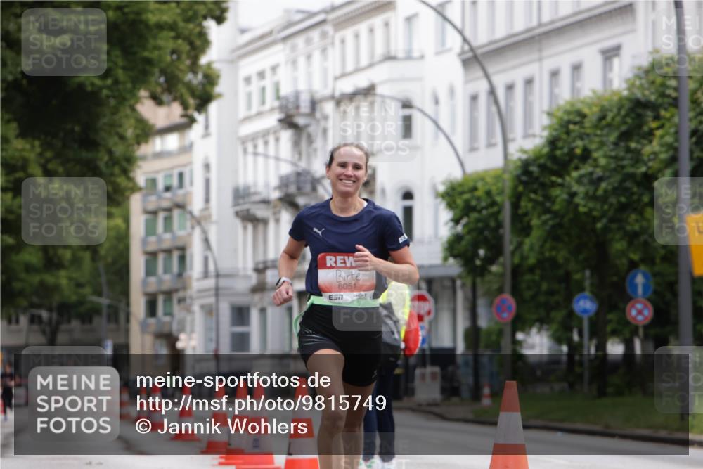 14.06.2026 - REWE Women's Run Jannik Wohlers http://msf.ph/oto/9815749 14.06.2026 10:48:57 Laufen 6051 meine-sportfotos.de