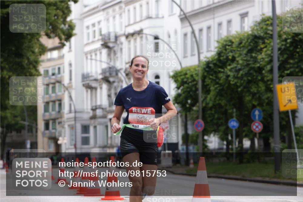 14.06.2026 - REWE Women's Run Jannik Wohlers http://msf.ph/oto/9815753 14.06.2026 10:48:57 Laufen 6051, 577, 01 meine-sportfotos.de