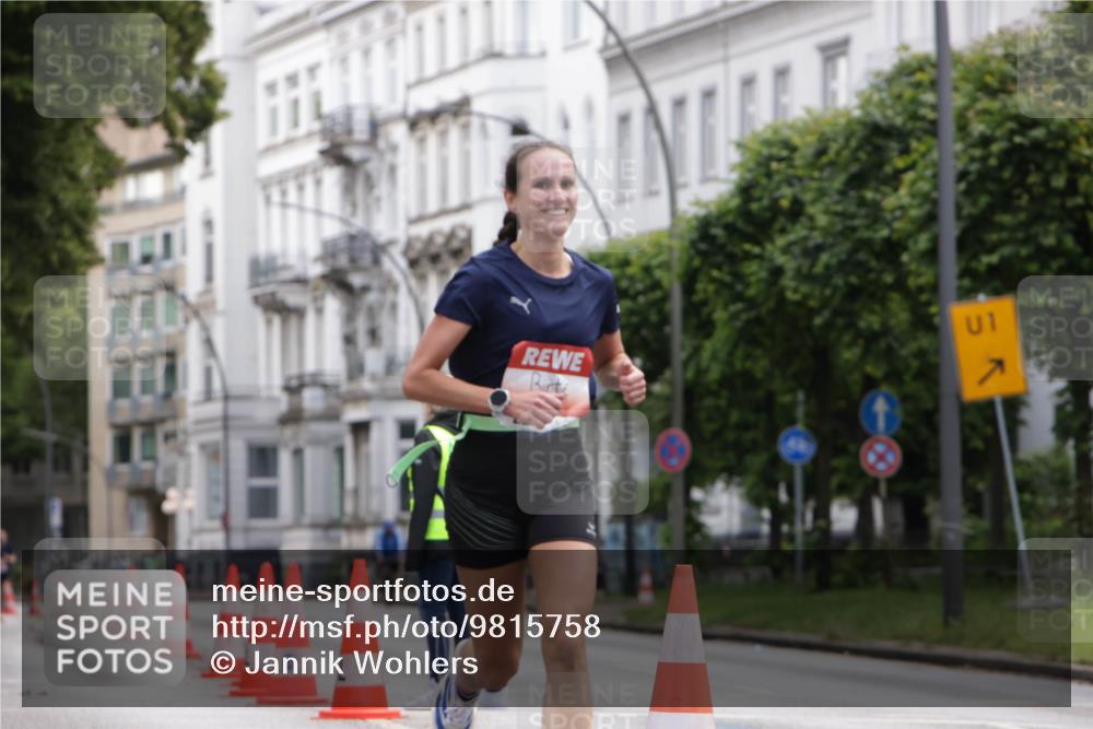 14.06.2026 - REWE Women's Run Jannik Wohlers http://msf.ph/oto/9815758 14.06.2026 10:48:57 Laufen 1 meine-sportfotos.de