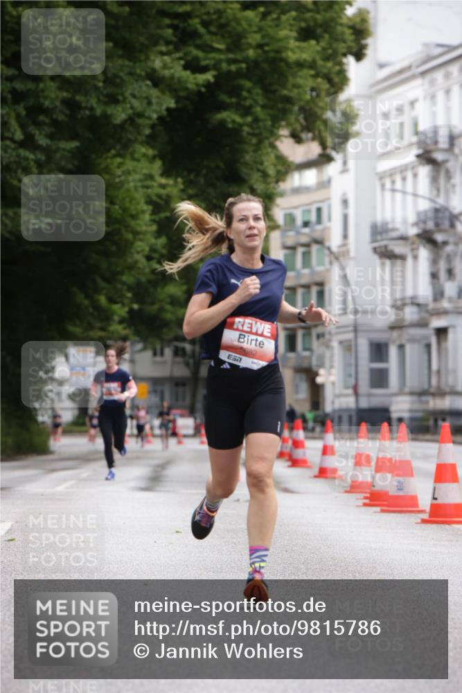 14.06.2026 - REWE Women's Run Jannik Wohlers http://msf.ph/oto/9815786 14.06.2026 10:49:14 Laufen 5682 meine-sportfotos.de