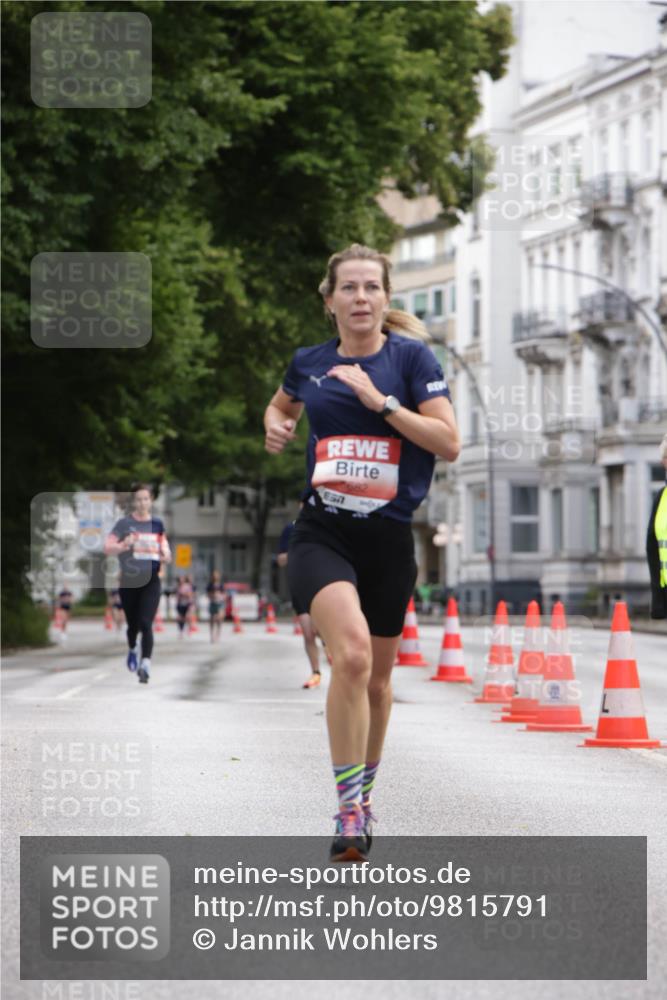14.06.2026 - REWE Women's Run Jannik Wohlers http://msf.ph/oto/9815791 14.06.2026 10:49:14 Laufen 5682, 7 meine-sportfotos.de