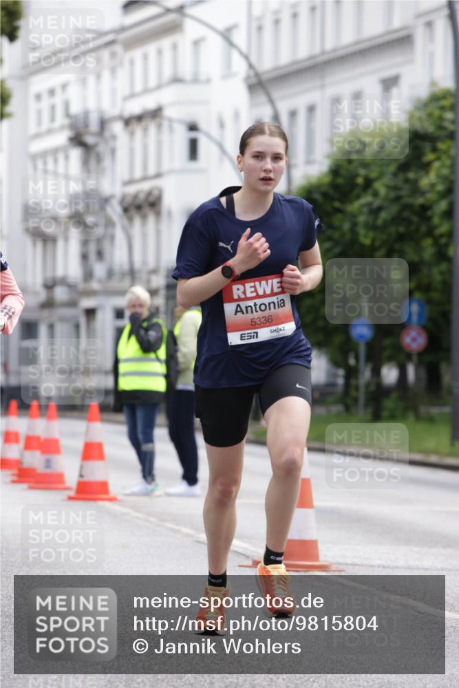 14.06.2026 - REWE Women's Run Jannik Wohlers http://msf.ph/oto/9815804 14.06.2026 10:49:22 Laufen 5336, 7 meine-sportfotos.de