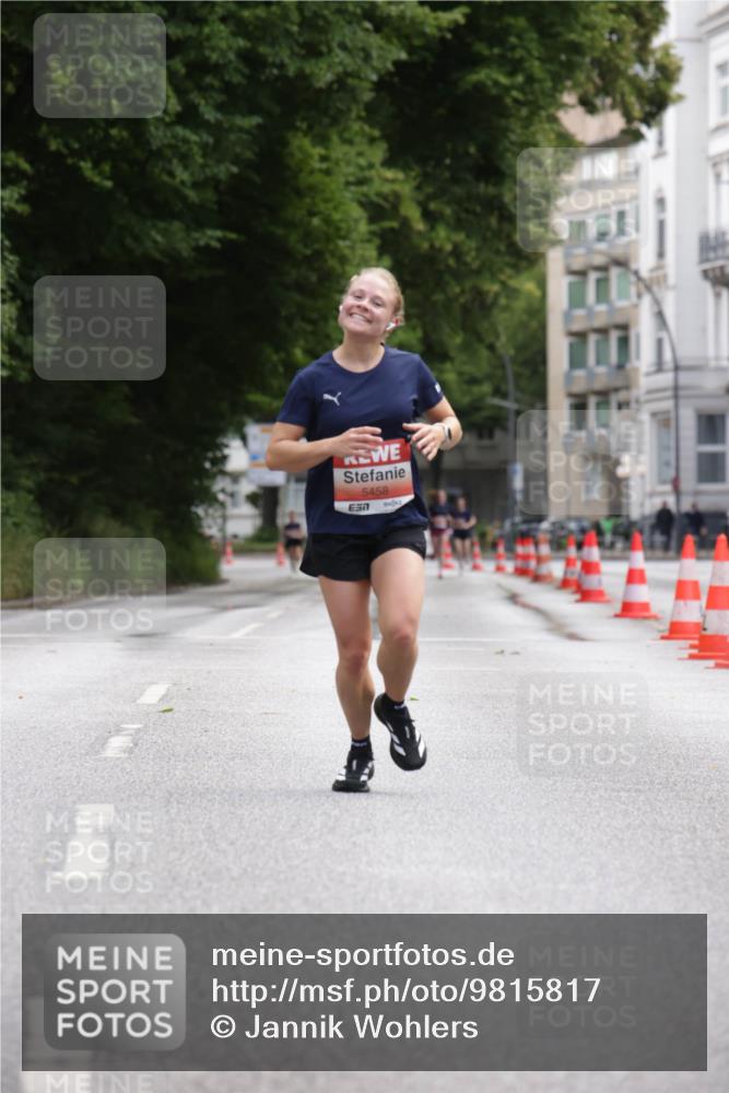 14.06.2026 - REWE Women's Run Jannik Wohlers http://msf.ph/oto/9815817 14.06.2026 10:49:25 Laufen 5458 meine-sportfotos.de