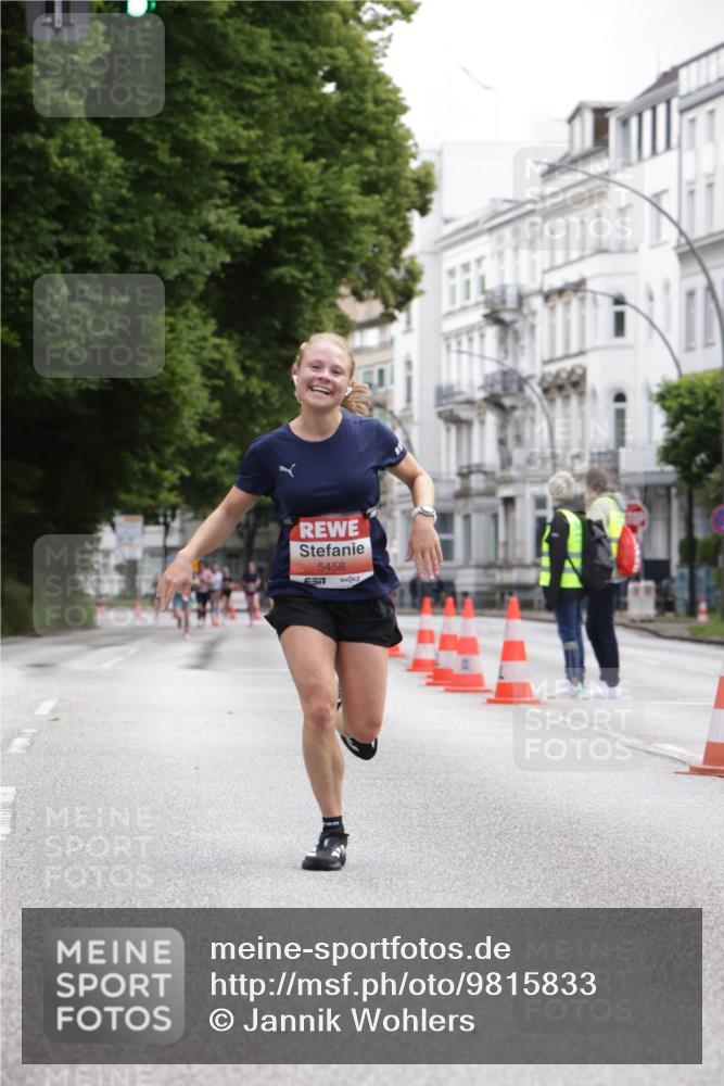 14.06.2026 - REWE Women's Run Jannik Wohlers http://msf.ph/oto/9815833 14.06.2026 10:49:27 Laufen 5458, 7 meine-sportfotos.de