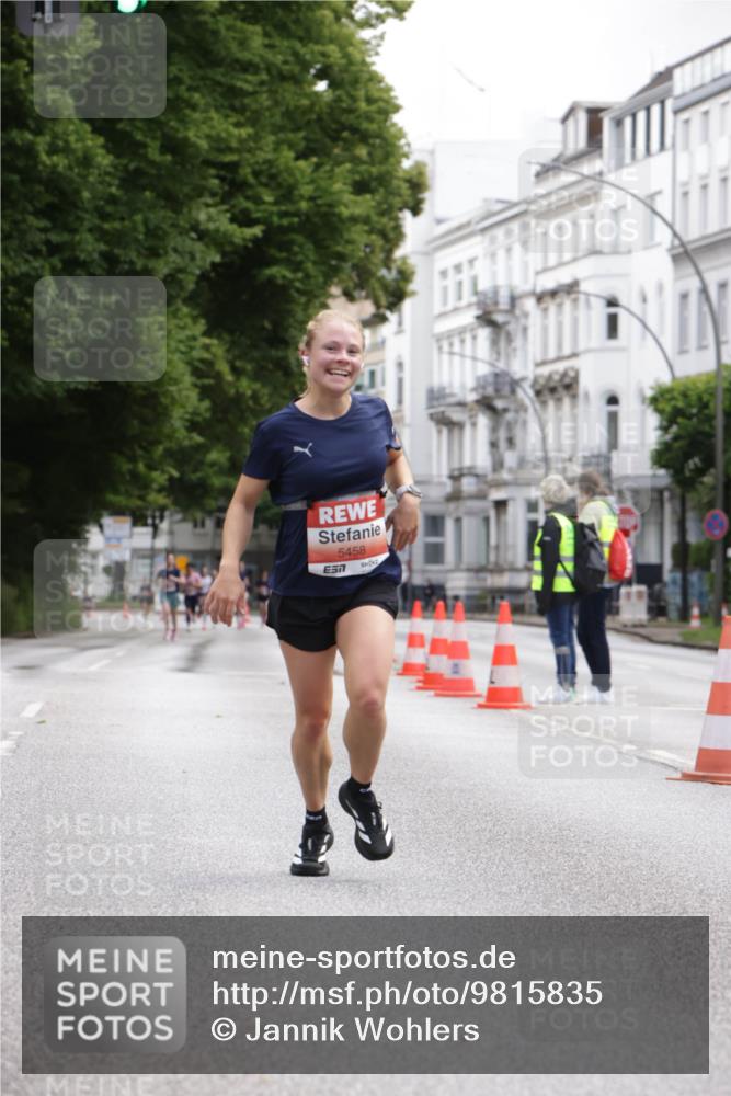 14.06.2026 - REWE Women's Run Jannik Wohlers http://msf.ph/oto/9815835 14.06.2026 10:49:27 Laufen 5458 meine-sportfotos.de