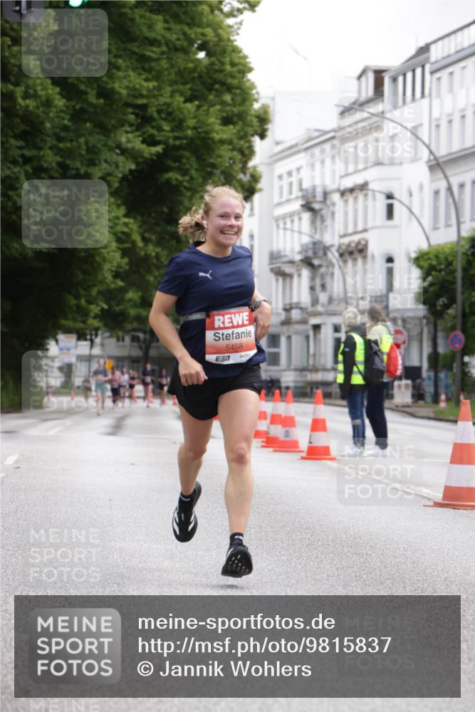 14.06.2026 - REWE Women's Run Jannik Wohlers http://msf.ph/oto/9815837 14.06.2026 10:49:27 Laufen 5458 meine-sportfotos.de