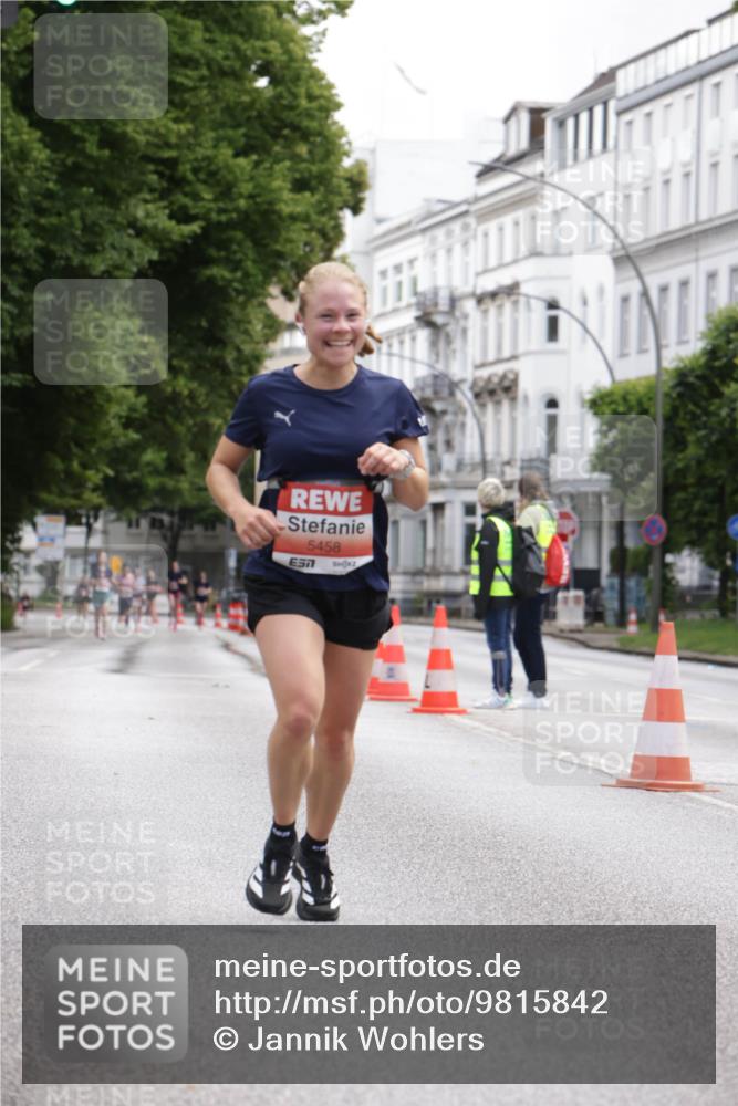 14.06.2026 - REWE Women's Run Jannik Wohlers http://msf.ph/oto/9815842 14.06.2026 10:49:27 Laufen 5458 meine-sportfotos.de