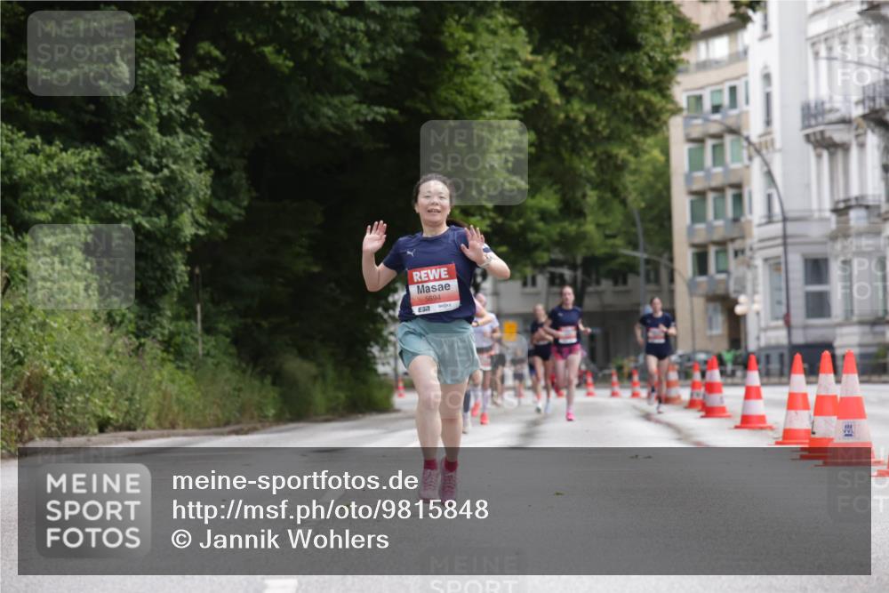 14.06.2026 - REWE Women's Run Jannik Wohlers http://msf.ph/oto/9815848 14.06.2026 10:49:39 Laufen 5, 5694 meine-sportfotos.de