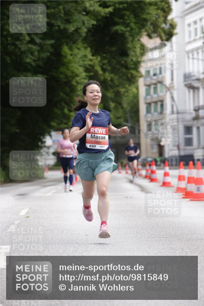 14.06.2026 - REWE Women's Run Jannik Wohlers http://msf.ph/oto/9815849 14.06.2026 10:49:41 Laufen 5694 meine-sportfotos.de