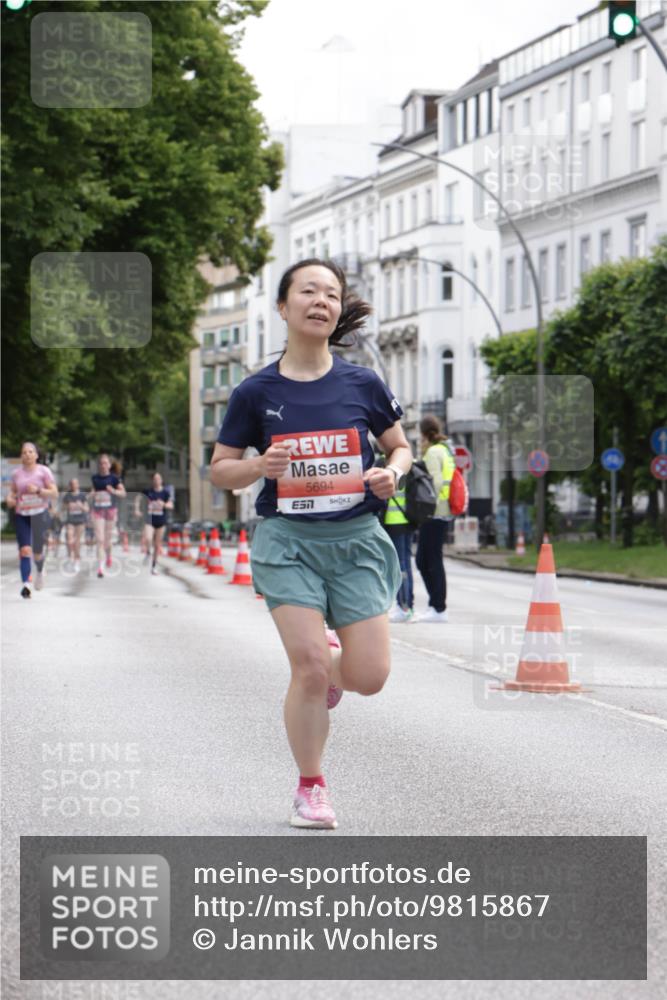 14.06.2026 - REWE Women's Run Jannik Wohlers http://msf.ph/oto/9815867 14.06.2026 10:49:42 Laufen 5694, 7 meine-sportfotos.de