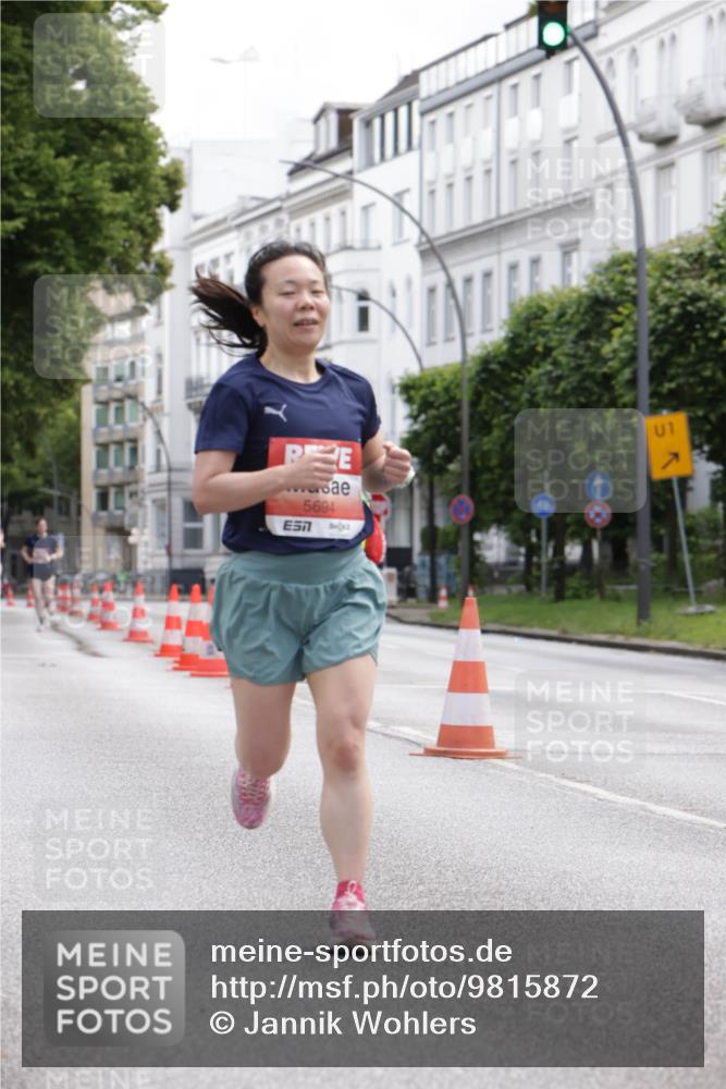 14.06.2026 - REWE Women's Run Jannik Wohlers http://msf.ph/oto/9815872 14.06.2026 10:49:43 Laufen 5694, 1, 7 meine-sportfotos.de