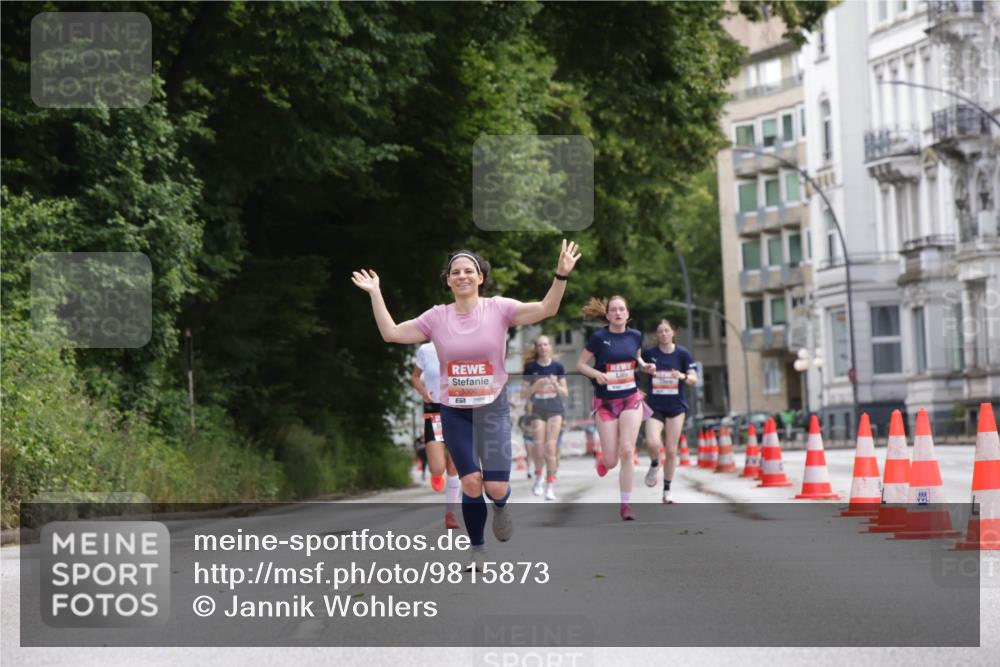 14.06.2026 - REWE Women's Run Jannik Wohlers http://msf.ph/oto/9815873 14.06.2026 10:49:45 Laufen  meine-sportfotos.de
