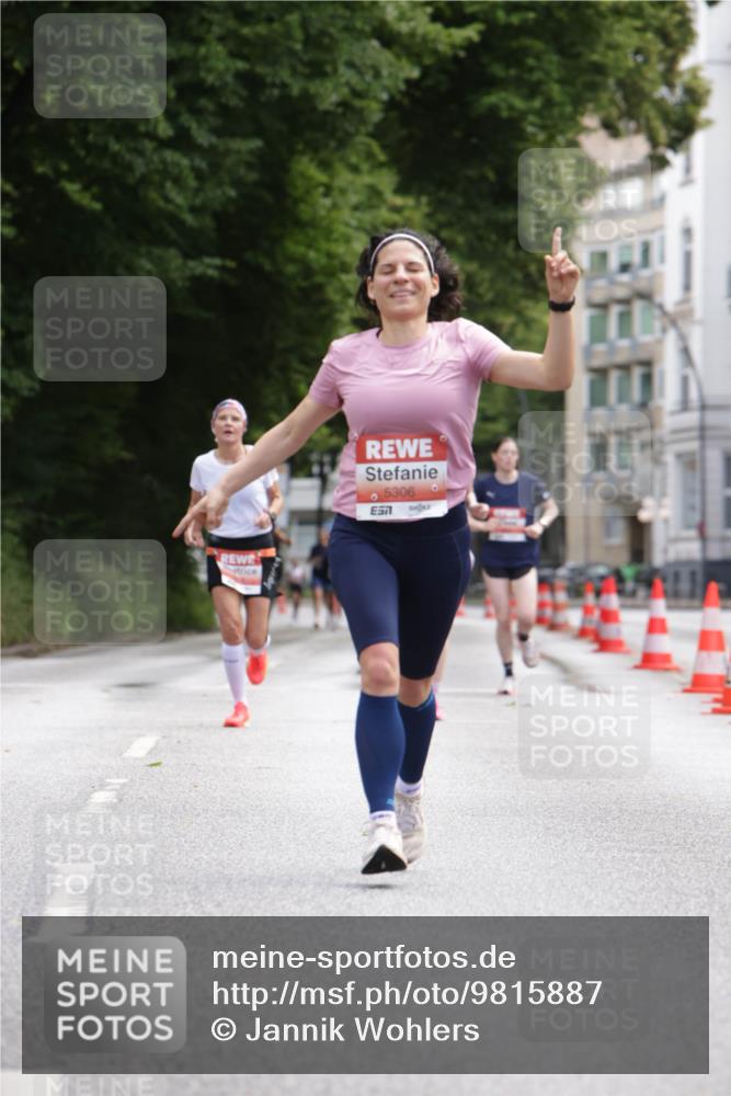 14.06.2026 - REWE Women's Run Jannik Wohlers http://msf.ph/oto/9815887 14.06.2026 10:49:48 Laufen 5306, 7 meine-sportfotos.de