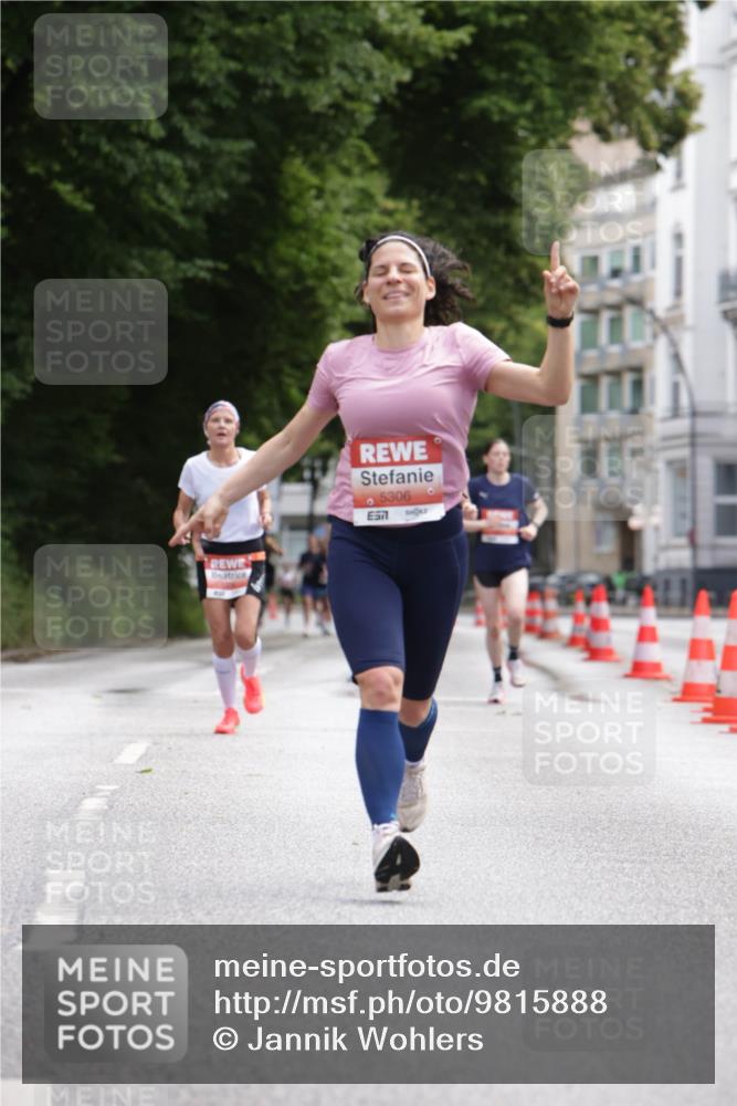 14.06.2026 - REWE Women's Run Jannik Wohlers http://msf.ph/oto/9815888 14.06.2026 10:49:48 Laufen 5306 meine-sportfotos.de