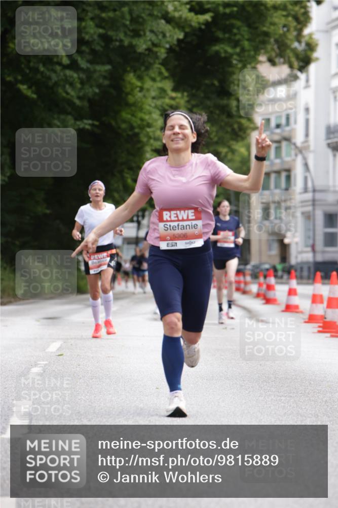 14.06.2026 - REWE Women's Run Jannik Wohlers http://msf.ph/oto/9815889 14.06.2026 10:49:48 Laufen 5306, 7 meine-sportfotos.de